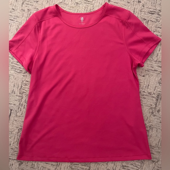 Ideology Athletic Breathable Tee Shirt - Picture 1 of 6